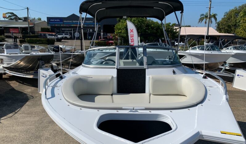 New Quintrex 540 Cruiseabout Pro full